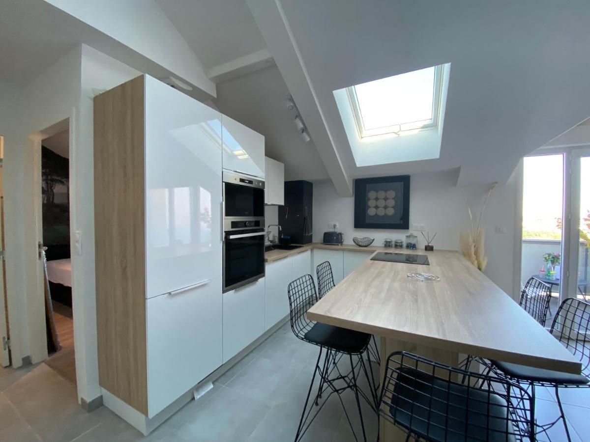 Appart & Fleurinoise Balcon Ascenseur Climatisation Fleurieux-sur-l'Arbresle ภายนอก รูปภาพ